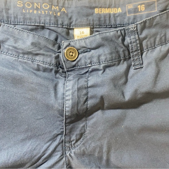 Sonoma Life + Style Bermuda Cargo Shorts Blue Women’s Size 16 - Picture 5 of 10